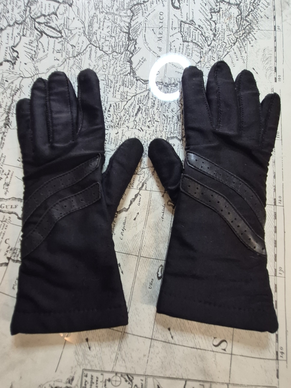 isotoner Black Women's Dress Gloves